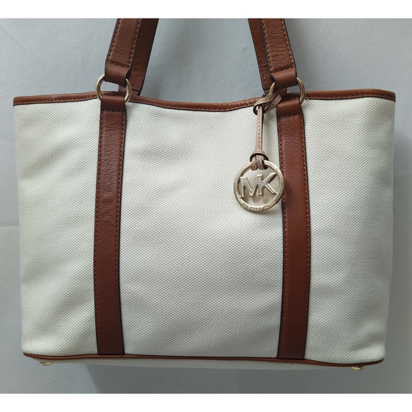 Michael Kors Jet Set Ivory Canvas Leather Trim Double Handles Tote Bag - Picture 15 of 16